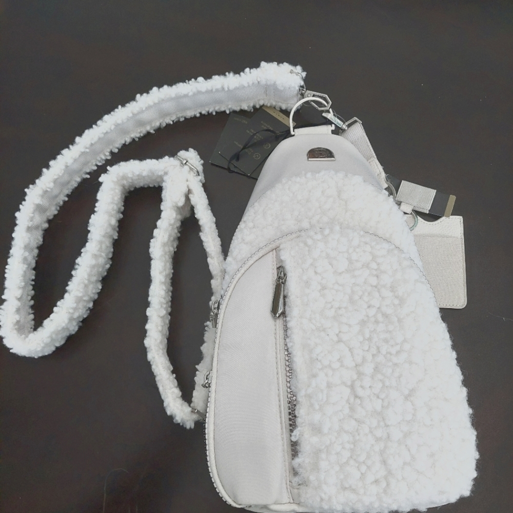 House of Harlow 1960 mixed media sling bag